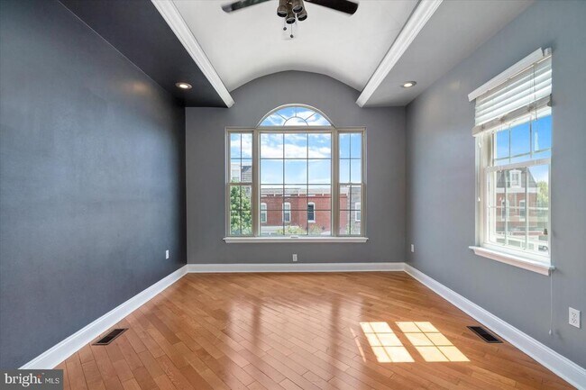 Building Photo - 104 N Patterson Park Ave