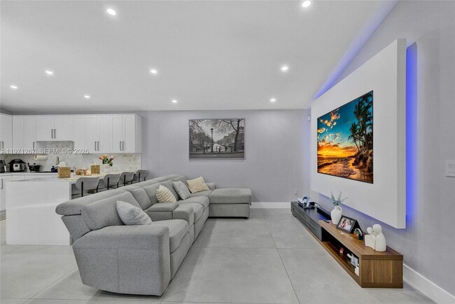 Building Photo - 15962 SW 138th Ct