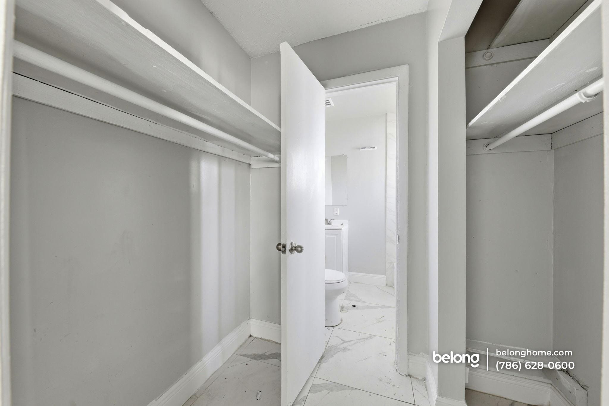 Building Photo - 5700 NW 28th St