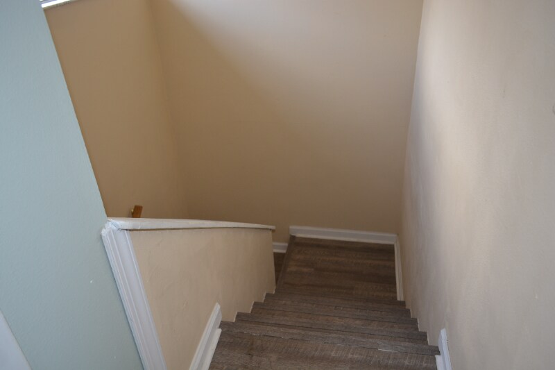 Building Photo - 973 Whitman Dr