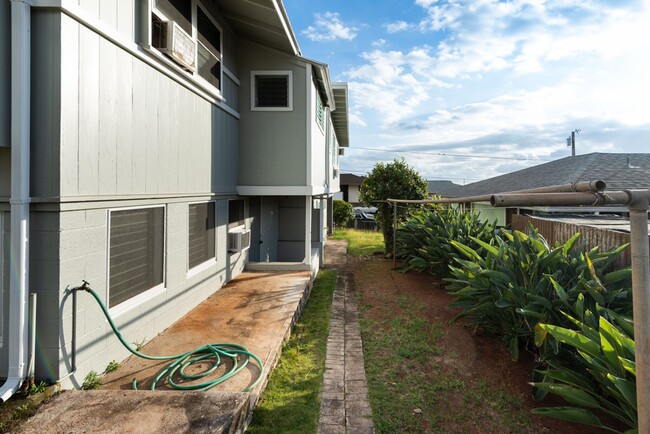 Building Photo - Pearl City single family home