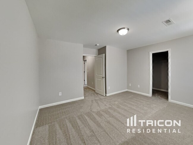 Building Photo - 1687 Parkside Meadow Dr