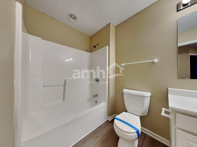 Building Photo - 510 Arlington Dr