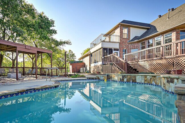 Building Photo - 811 Mallard Pointe Dr