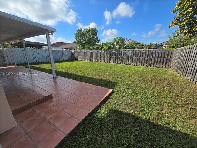 Building Photo - 894 NW 134th Pl