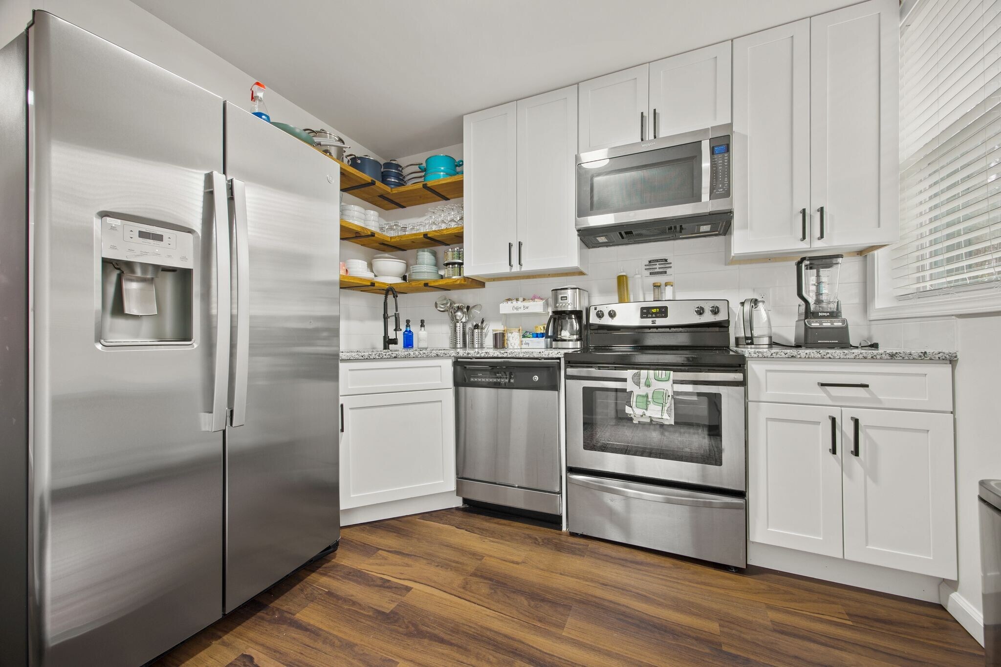 Building Photo - 3285 Marlanta Dr