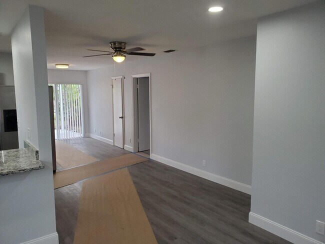 Building Photo - 516 NW 53rd St