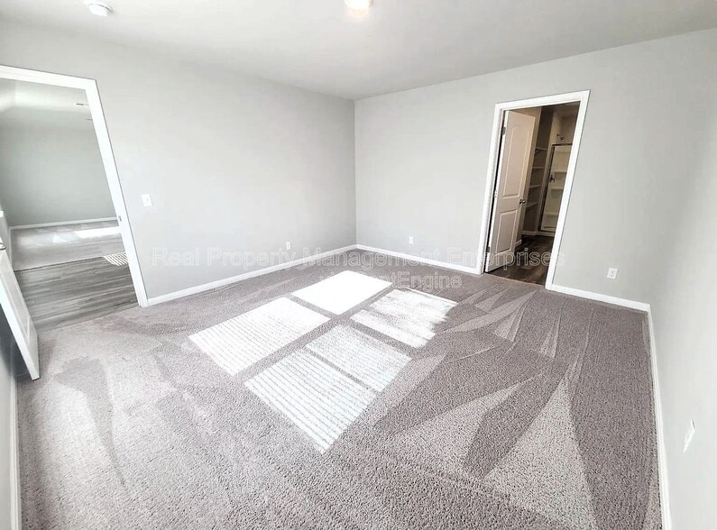 Building Photo - 1701 Crimson Lake Blvd