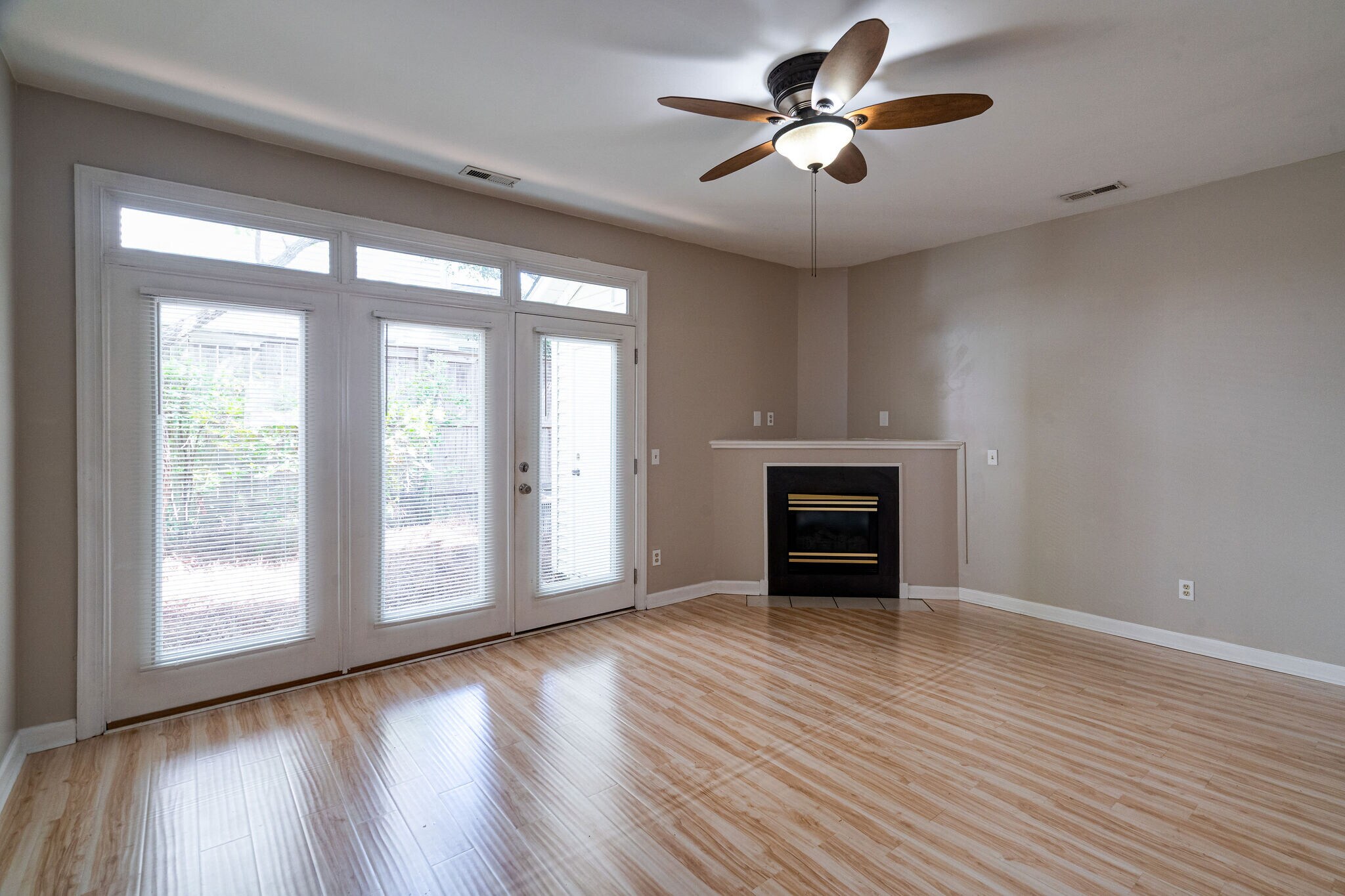 Building Photo - 5813 Wrightsville Ave