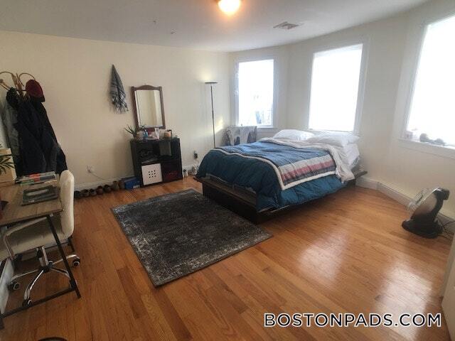 Building Photo - 107 Fisher Ave