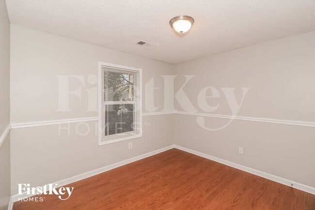 Building Photo - 3999 Verbena Dr