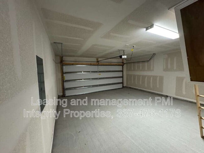 Building Photo - 9239 Garrett Rd