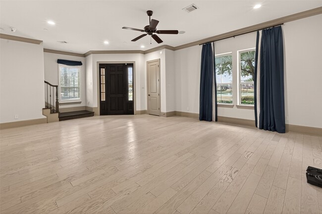 Building Photo - 722 Imperial Blvd