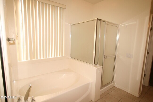 Building Photo - 14298 W Verde Ln