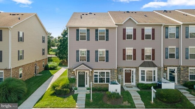 Building Photo - 6478 Cornwall Dr