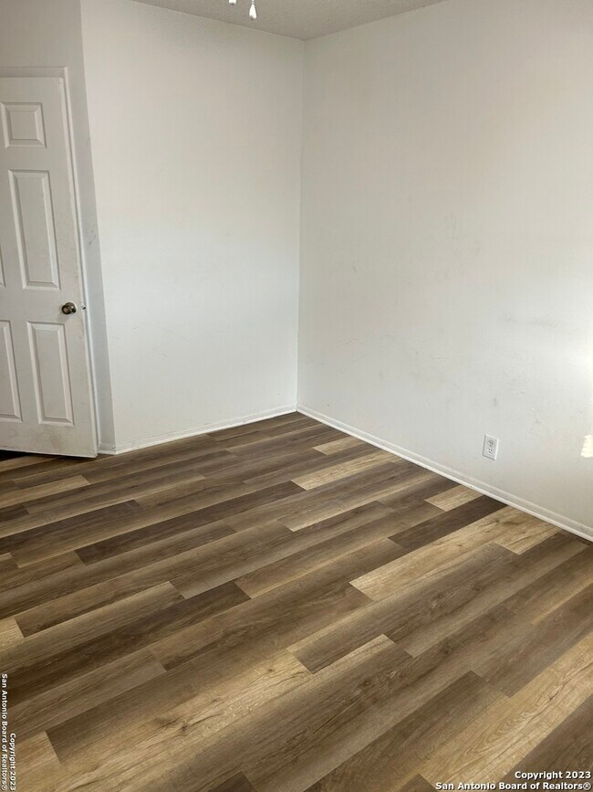 Building Photo - 3510 Mistic Grove