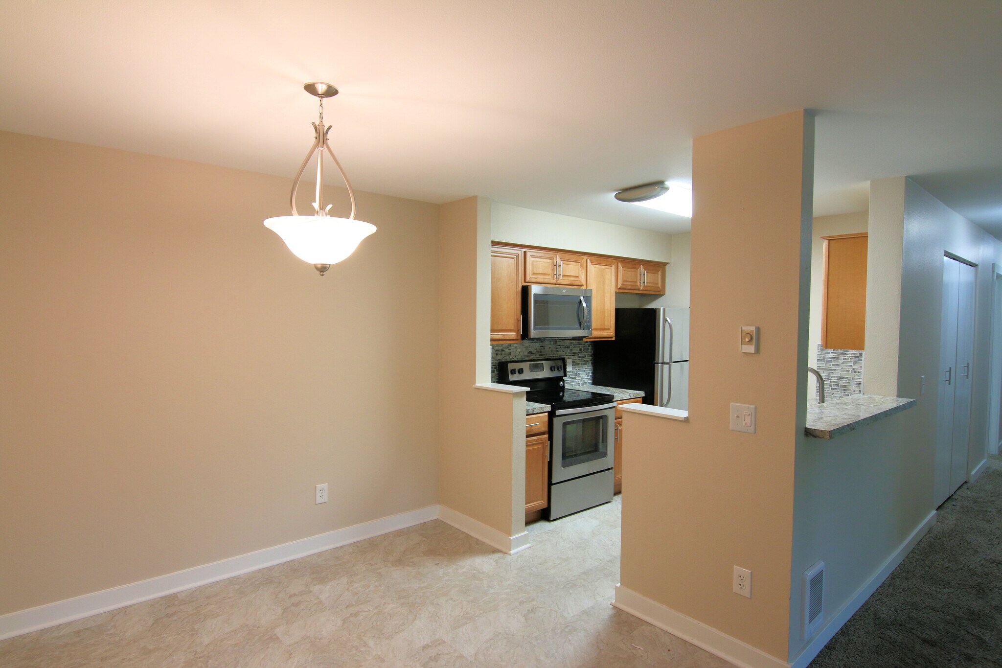 Building Photo - 12300 Harbour Pointe Blvd