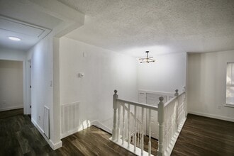 Building Photo - 5819 Flax Bourton St