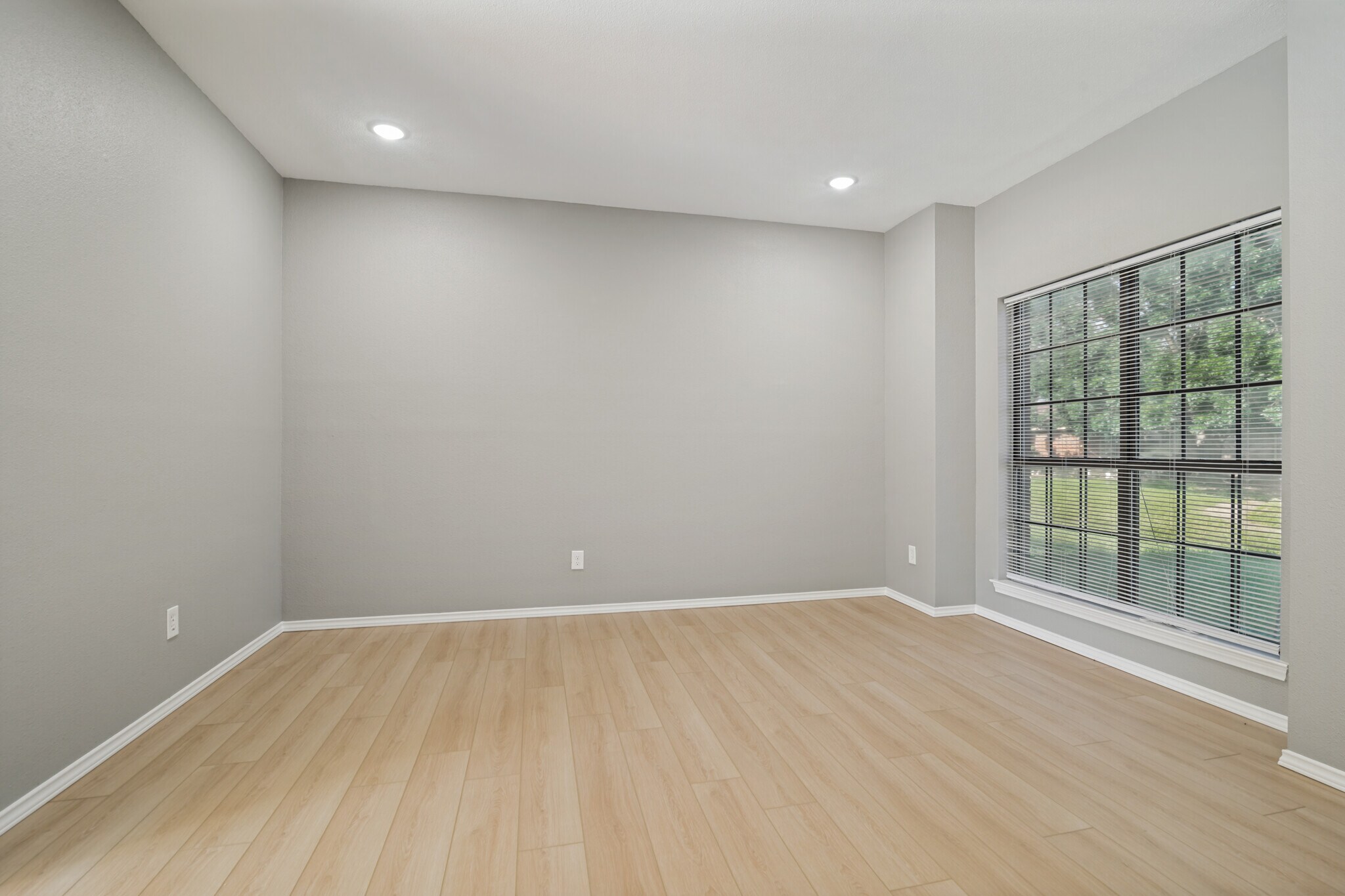 Living Room - 2700 Cornell Dr