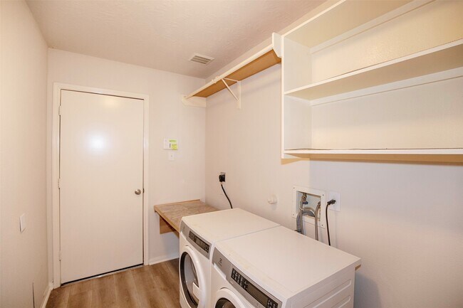 Building Photo - 876 Schooner Cove Ln