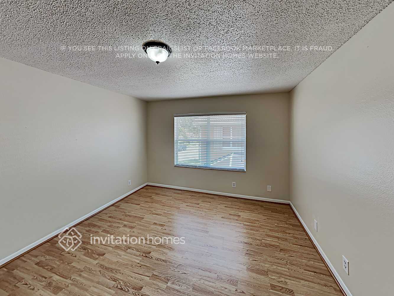 Building Photo - 10769 Oak Lake Way