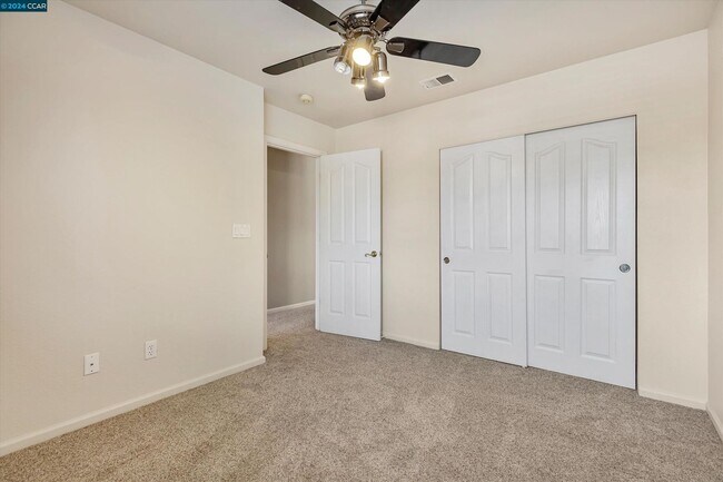 Building Photo - Updated Mediterranean-style home in Renais...