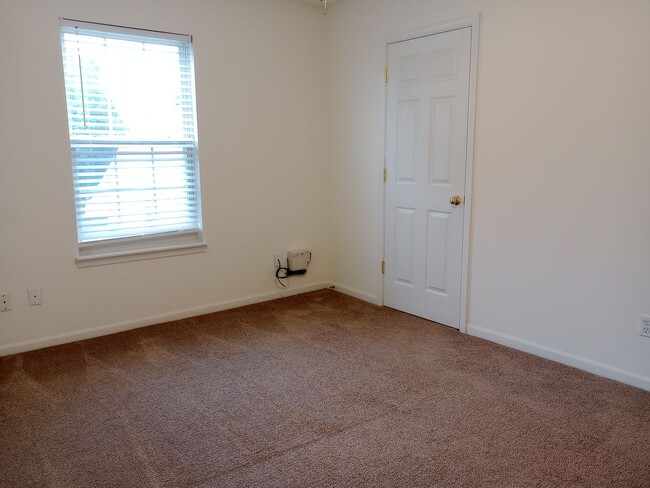 Building Photo - 3512-3514 La Mesa Dr.