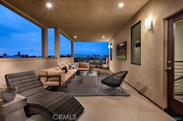 Primary Photo - 1654 Pomona Ave