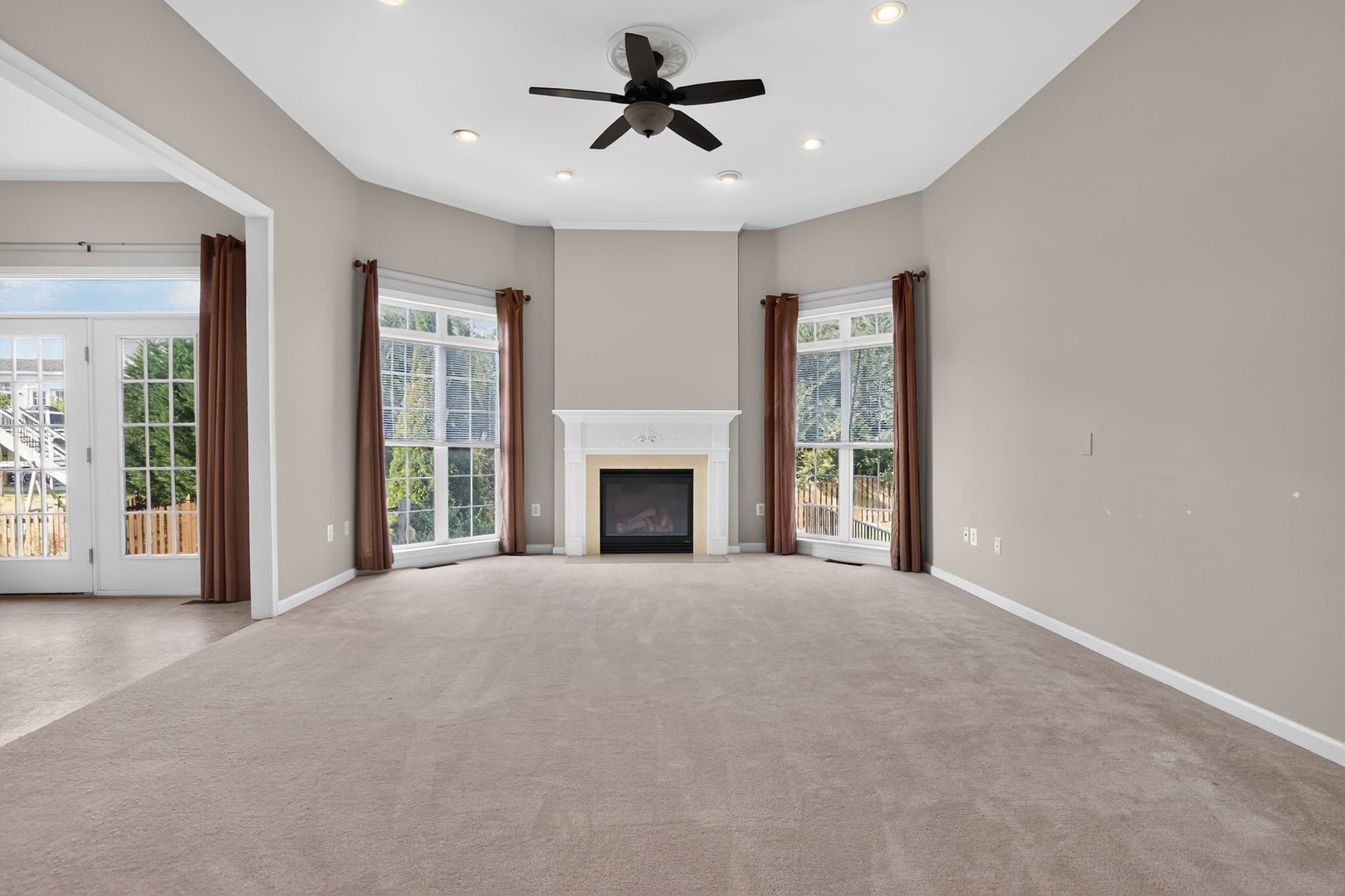 Building Photo - 44331 Apache Cir