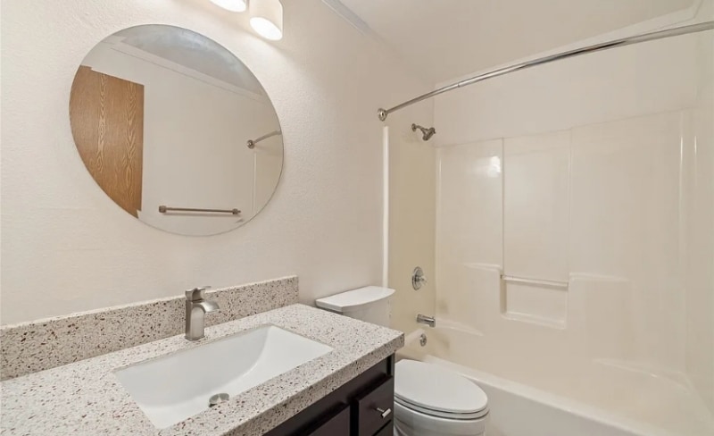 Building Photo - 5708 204th St Ct E