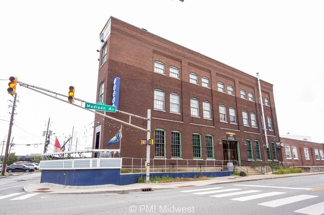 Building Photo - Lofts on Madison