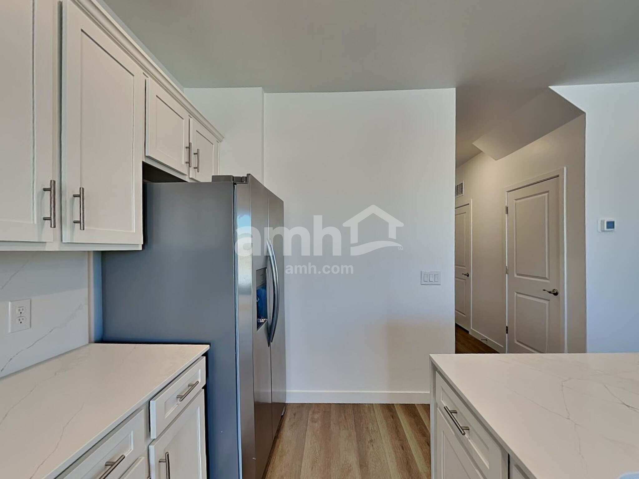 Building Photo - 6210 W Calle Lingo