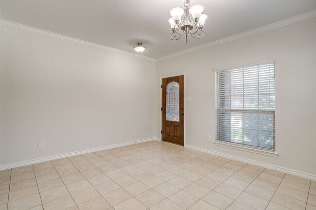 Building Photo - 3801 Weatherstone Dr