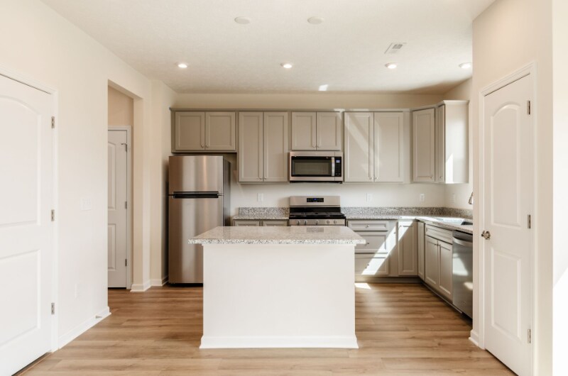 Building Photo - 1356 Red Tail Pl