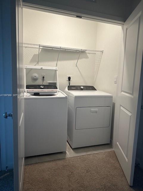 Building Photo - 390 NE 12th St