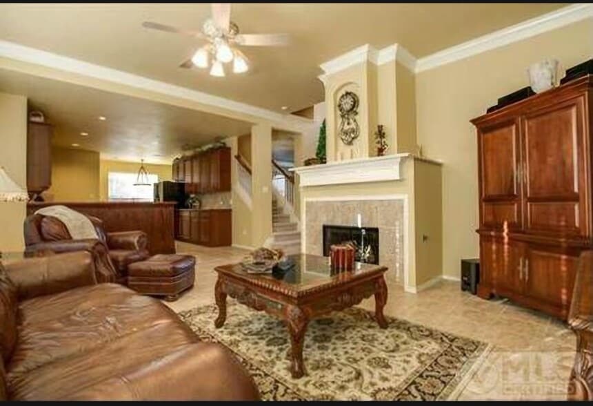 Building Photo - 8864 Kennsington St