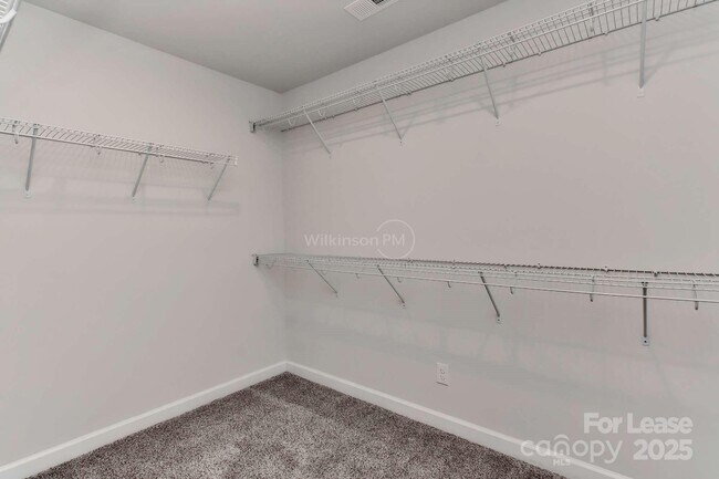 Building Photo - 4104 Armstrong Farm Dr