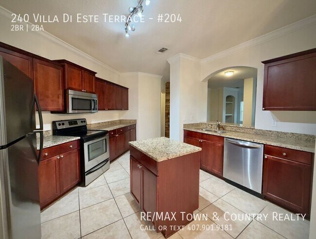 Building Photo - 240 Villa Di Este Terrace