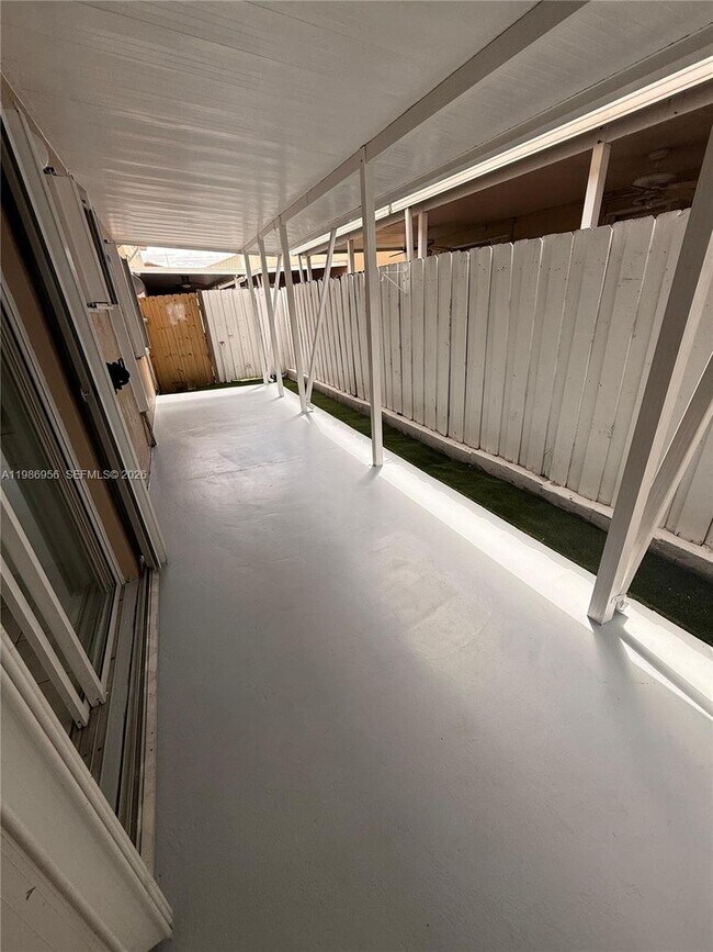 Building Photo - 3262 W 70th St