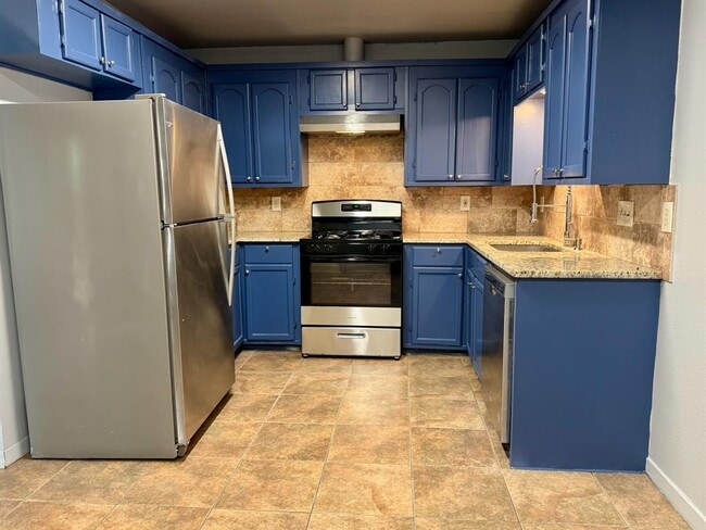 Building Photo - 6209 Langham St