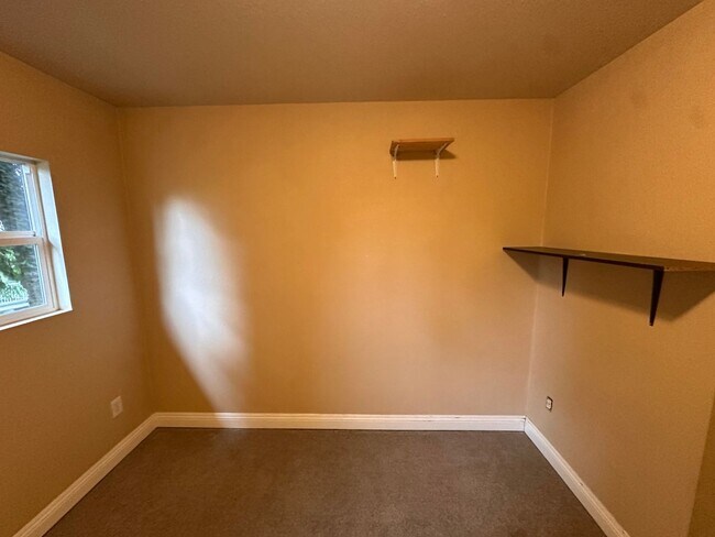 Building Photo - Bungay 22nd Ave Apartments - UW