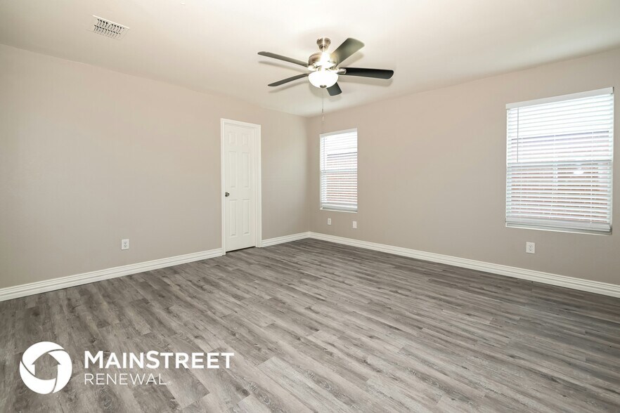 Building Photo - 821 Preston Dr