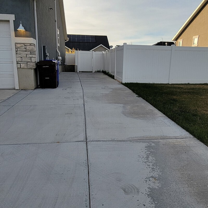 Building Photo - 4747 N Mount Nebo Dr