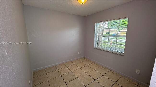 Building Photo - 2740 NW 9th St