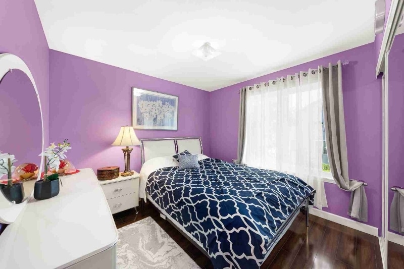 Building Photo - 264 N Southport Rd