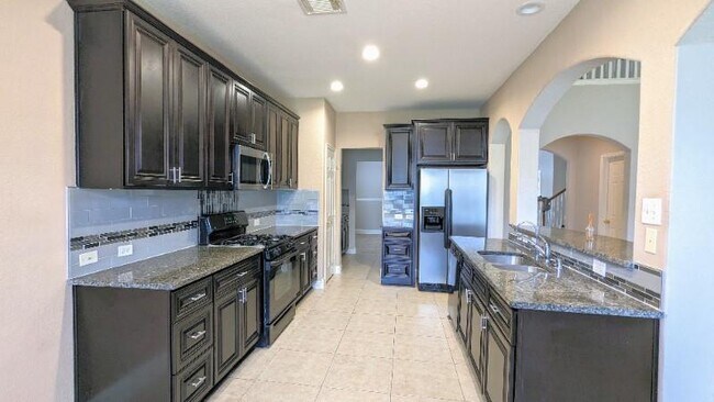 Building Photo - 20909 Springport Ct