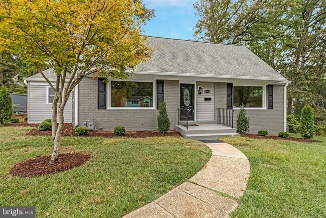Building Photo - 5511 Callander Dr