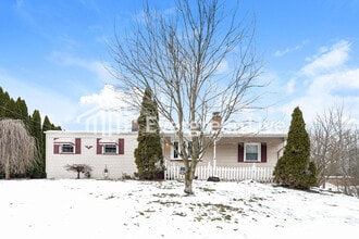 Building Photo - 220 Glendale Ave SE