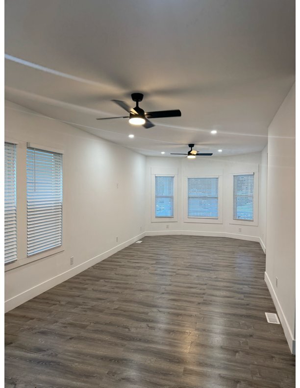 Building Photo - 348 Baynes St