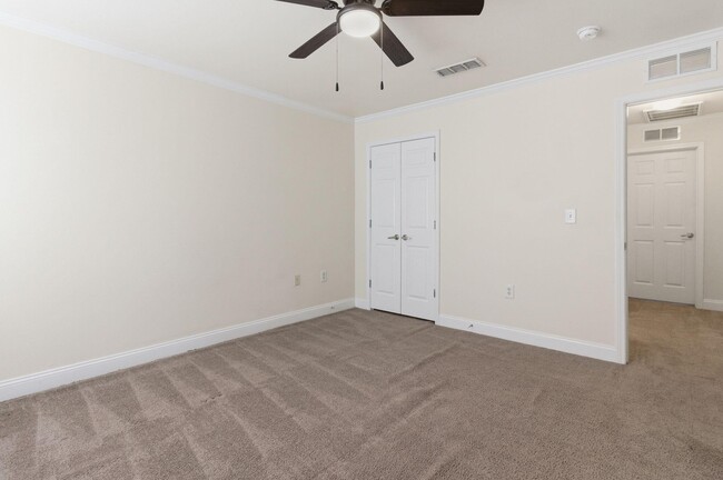 Building Photo - 551 Wingspan Way